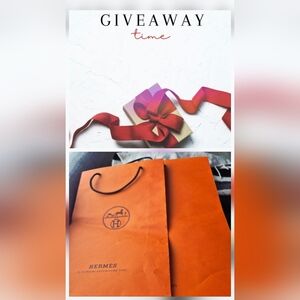 One Free Hermès Orange Shopping Bag
